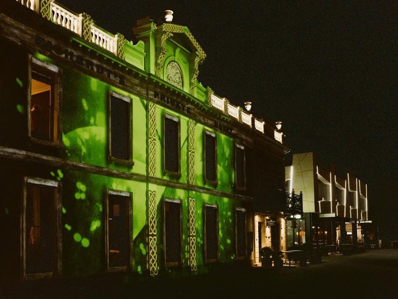 St. Patrick's Day Projection Mapping Eichardt's