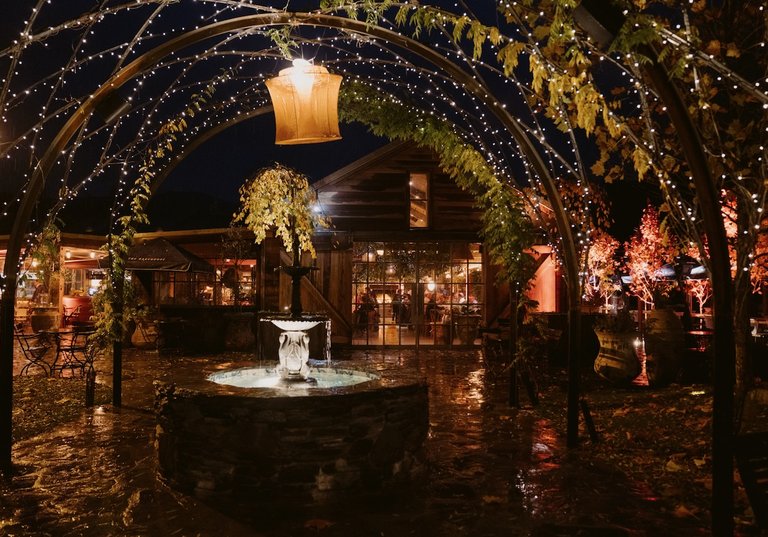 TomTom Queenstown AV Productions events. Gala Ayrburn conference  - 2