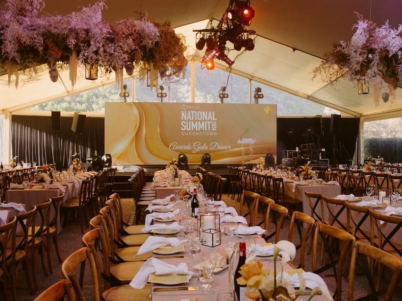 TomTom Queenstown AV Productions events. Gala Winehouse LED screen