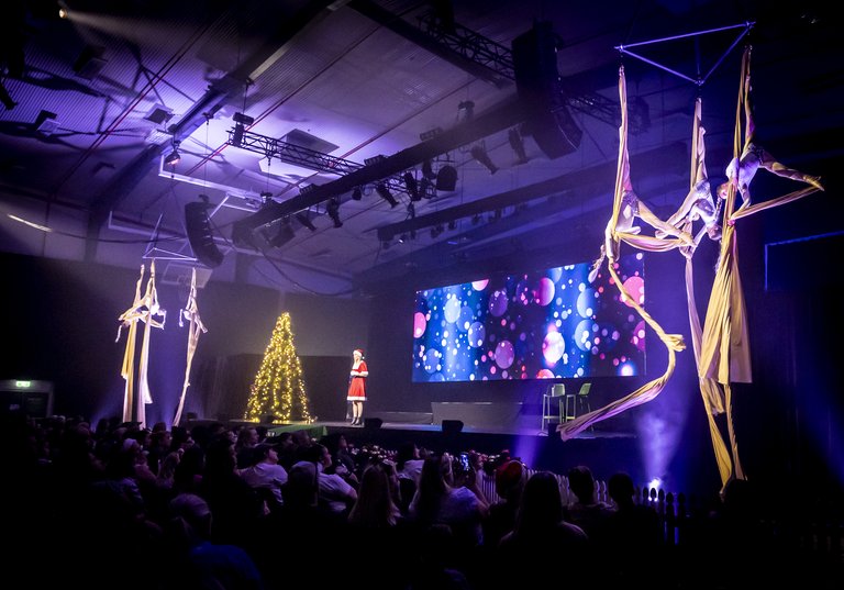 TomTom Queenstown AV Productions events. Christmas show - 3